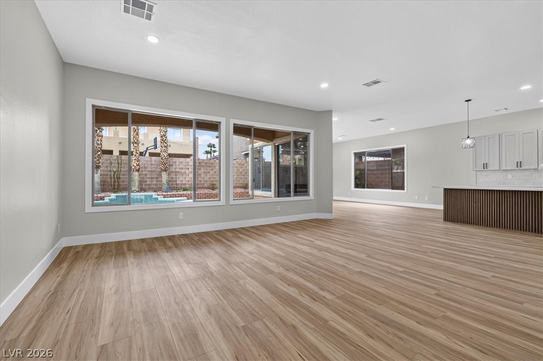5807 Rothbury Avenue Las Vegas NV 89141