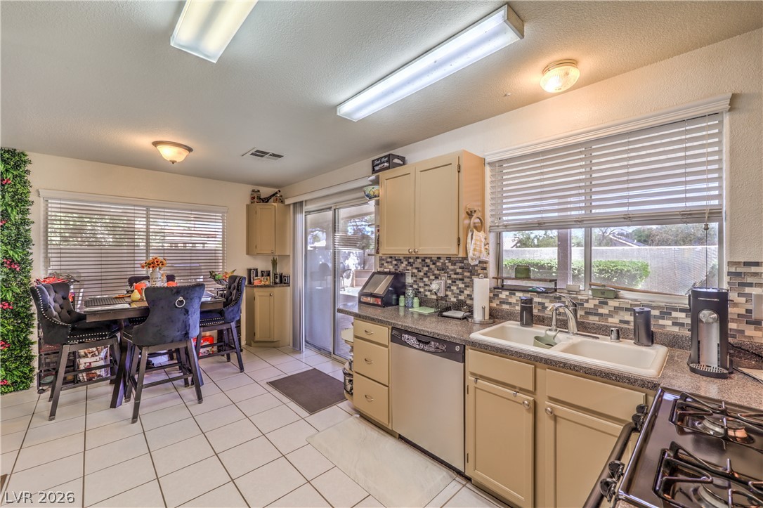 5712 Emperor Way Las Vegas NV 89130