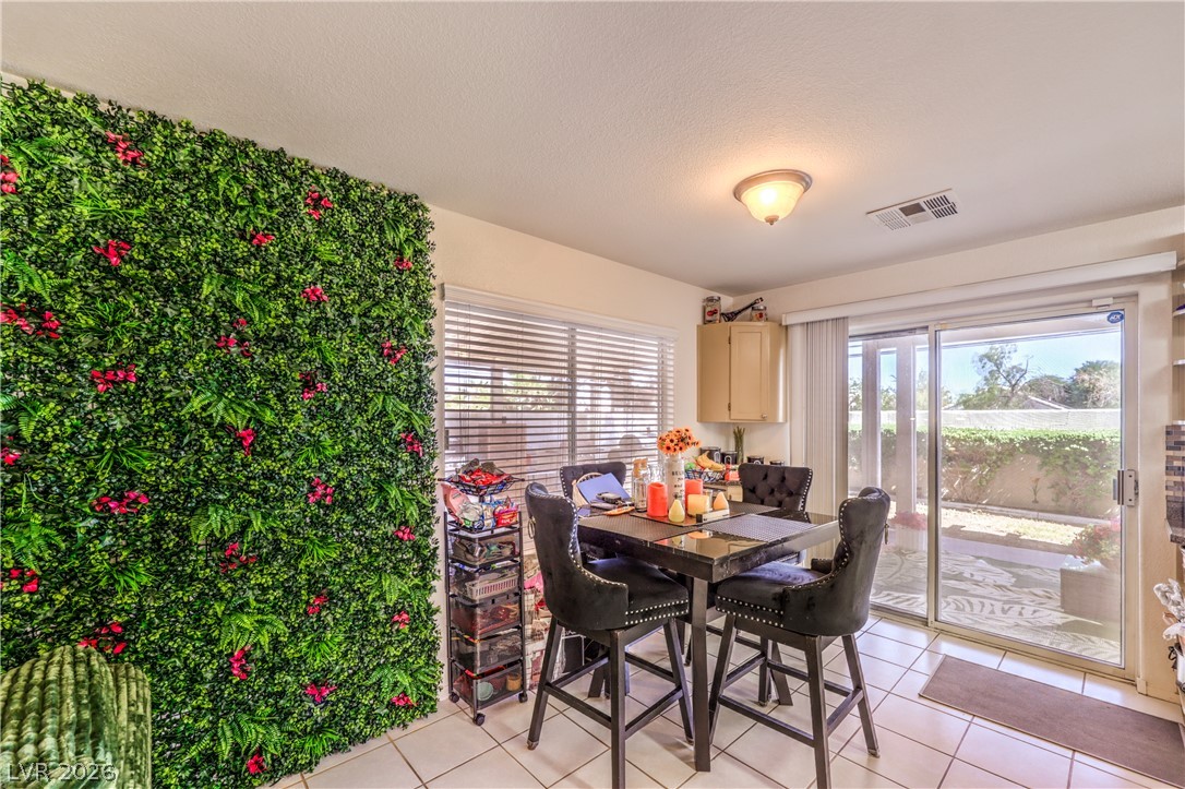 5712 Emperor Way Las Vegas NV 89130