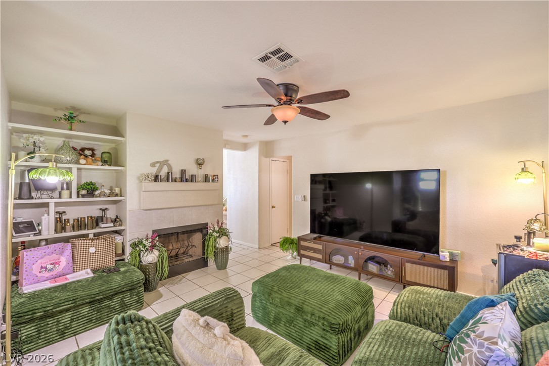 5712 Emperor Way Las Vegas NV 89130