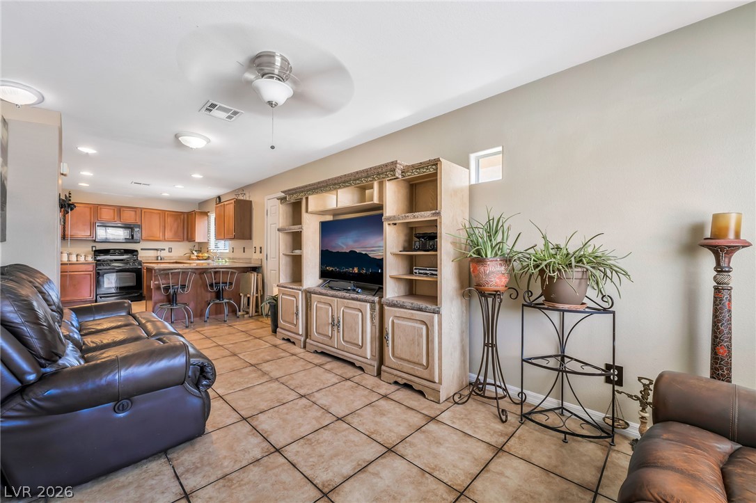5292 Floralita Street Las Vegas NV 89122