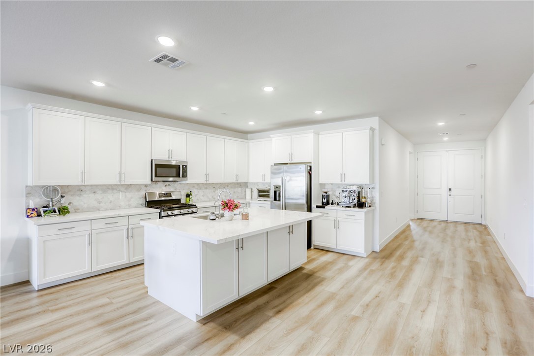 6104 Avery Pointe Street Las Vegas NV 89166