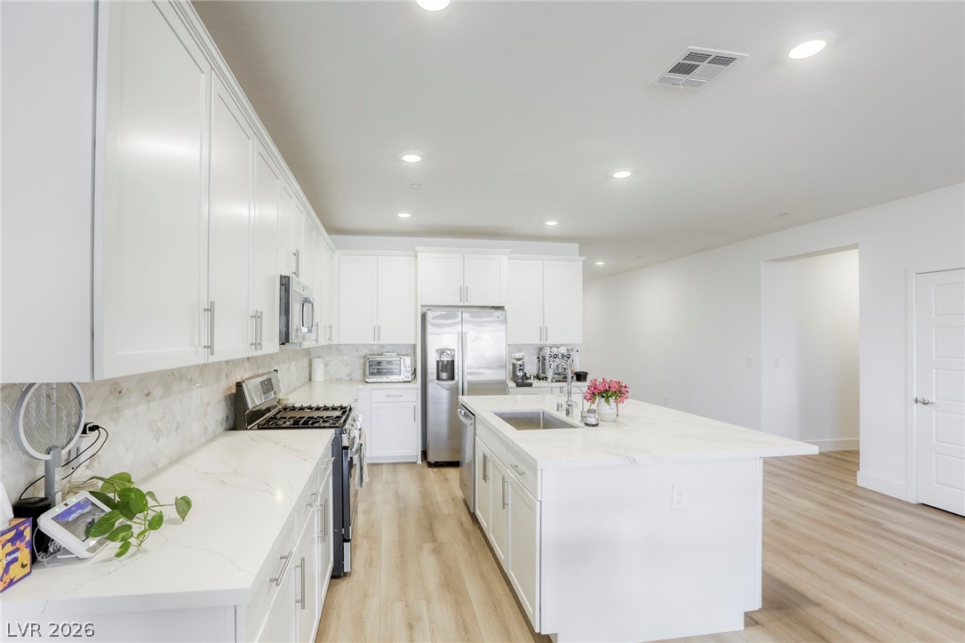 6104 Avery Pointe Street Las Vegas NV 89166