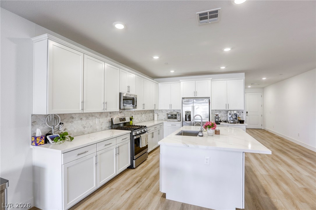 6104 Avery Pointe Street Las Vegas NV 89166