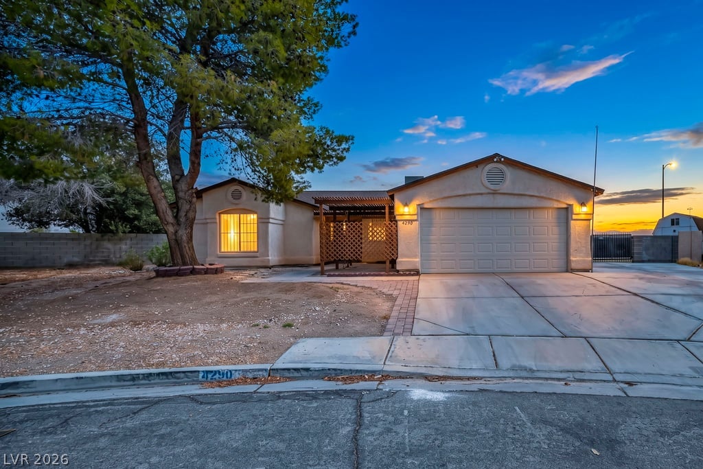 4290 Ripple River Avenue Las Vegas NV 89115