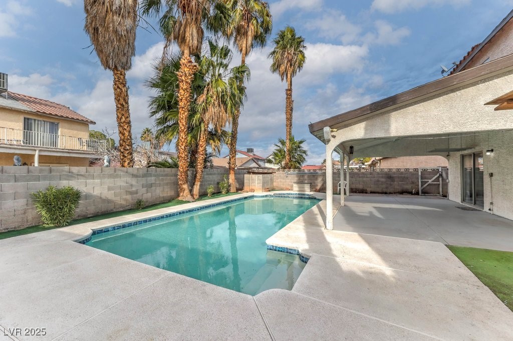 581 Carleton Drive Henderson NV 89014