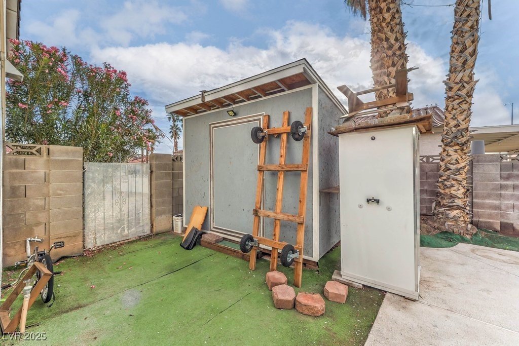581 Carleton Drive Henderson NV 89014