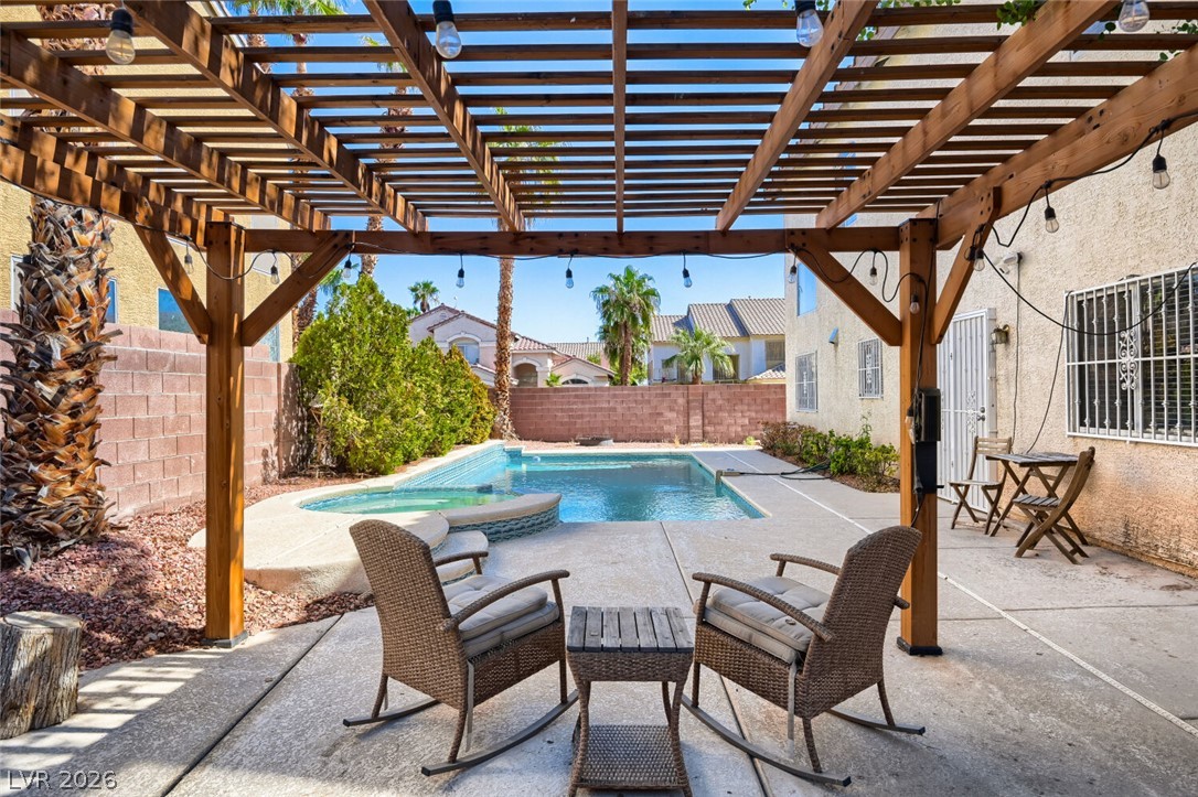8022 Yellow Daisy Avenue Las Vegas NV 89147