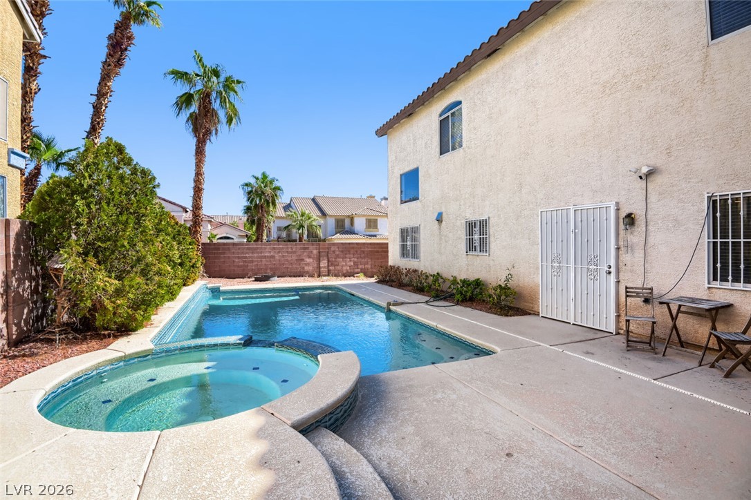 8022 Yellow Daisy Avenue Las Vegas NV 89147