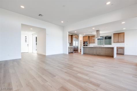 10348 Peako Hills Avenue Las Vegas NV 89166