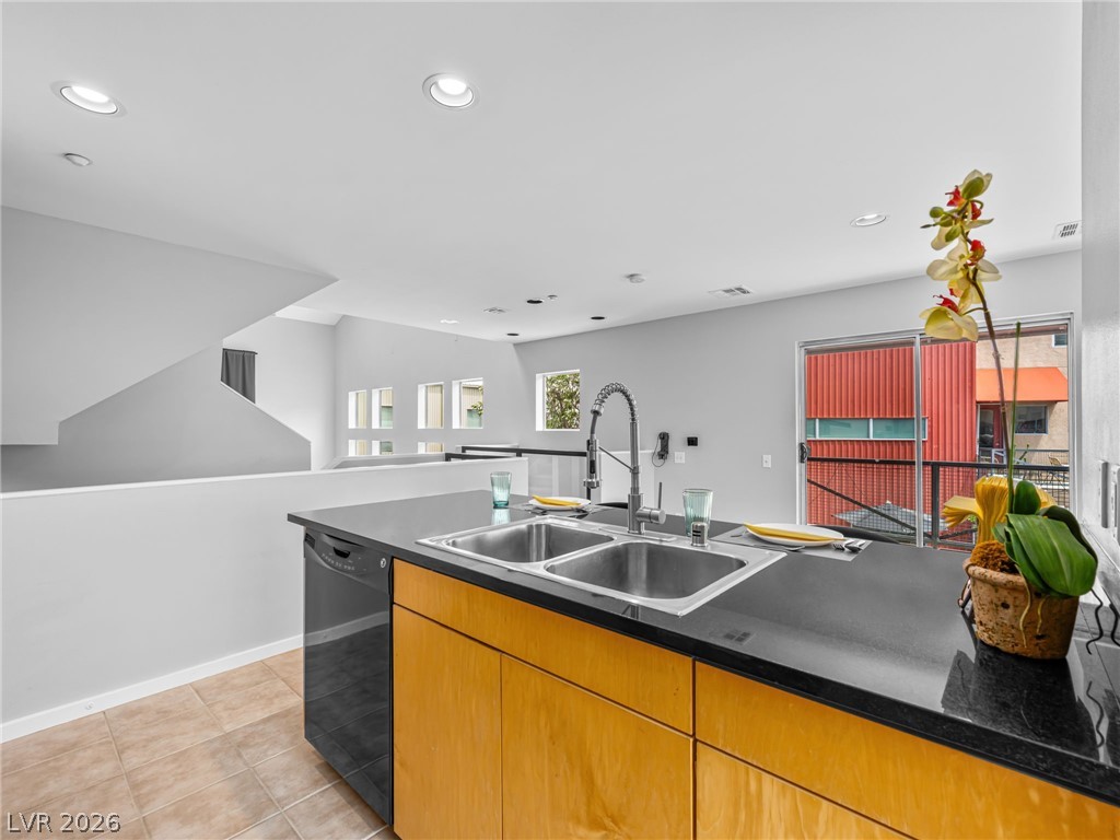 2007 Pin Oak Avenue Las Vegas NV 89101