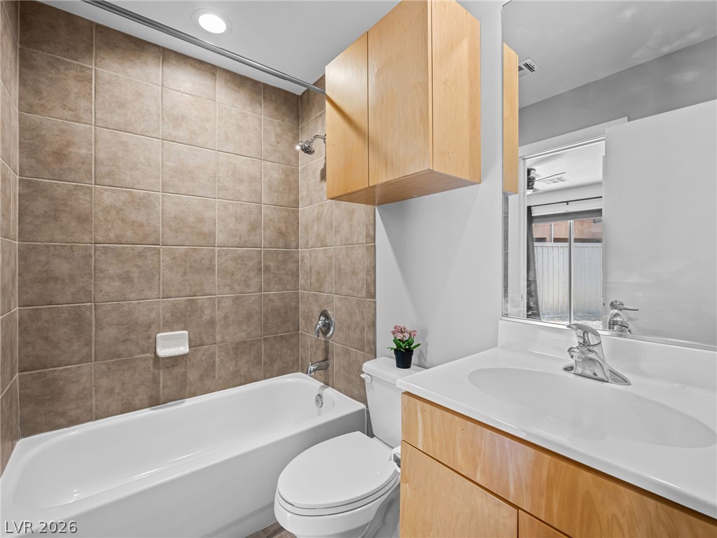 2007 Pin Oak Avenue Las Vegas NV 89101