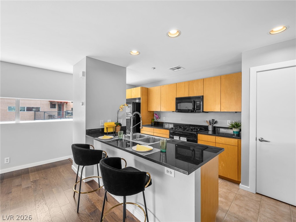 2007 Pin Oak Avenue Las Vegas NV 89101