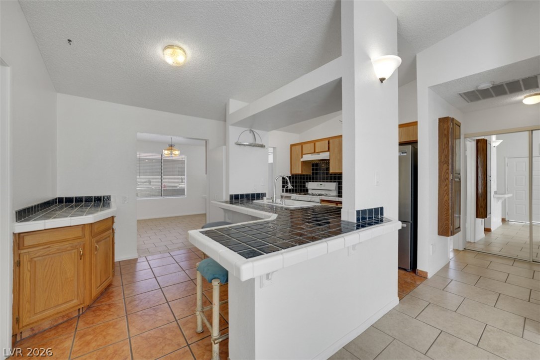 1940 Tide Court Las Vegas NV 89156