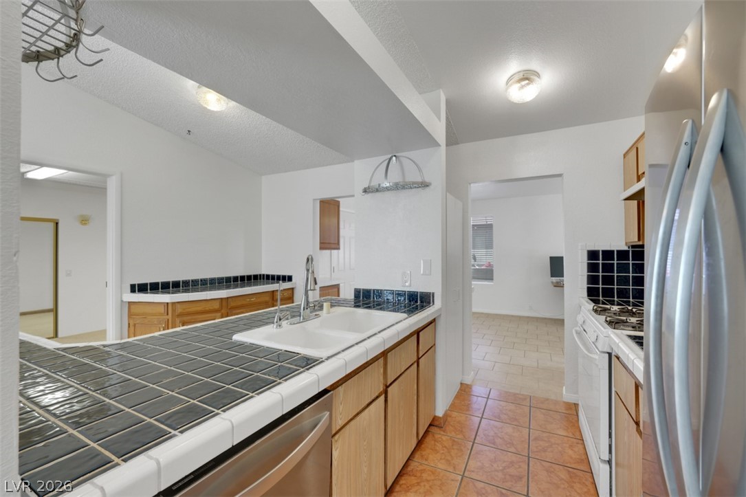 1940 Tide Court Las Vegas NV 89156