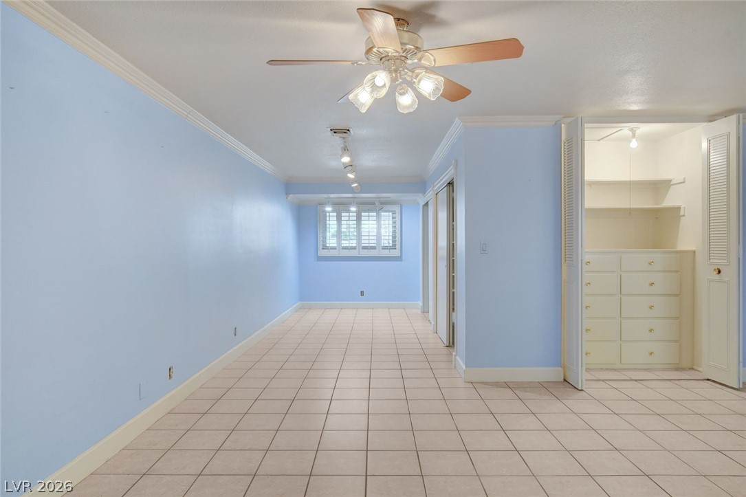 3239 Bluebird Street Las Vegas NV 89121