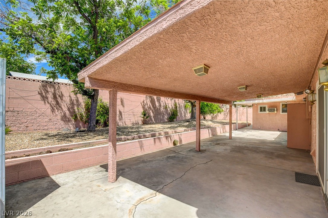3239 Bluebird Street Las Vegas NV 89121