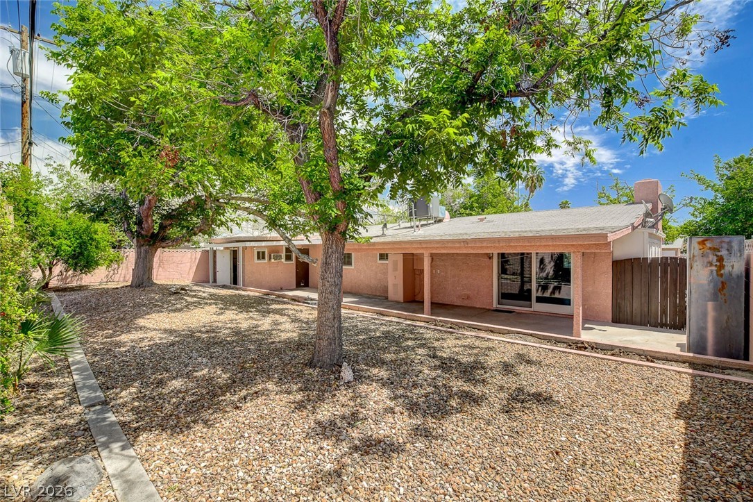 3239 Bluebird Street Las Vegas NV 89121