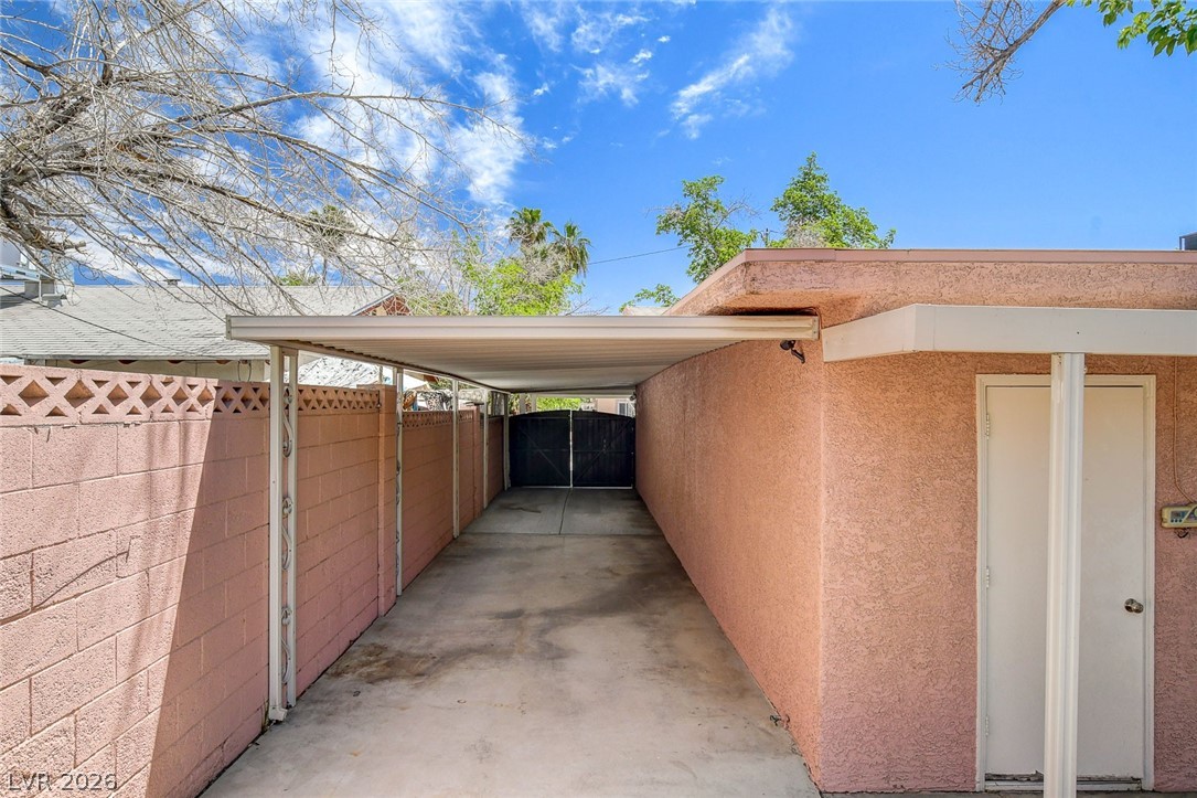 3239 Bluebird Street Las Vegas NV 89121