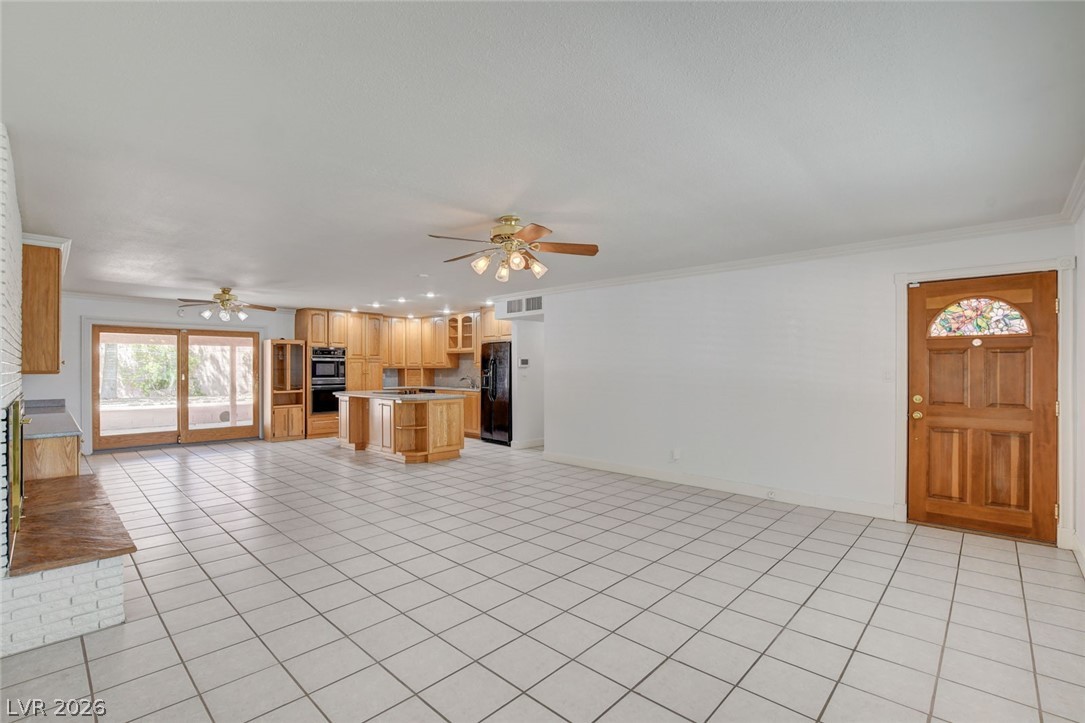 3239 Bluebird Street Las Vegas NV 89121