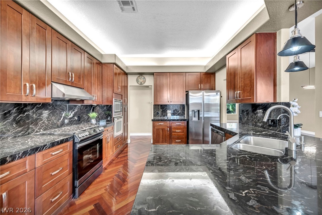 8964 Echo Ridge Drive Las Vegas NV 89117