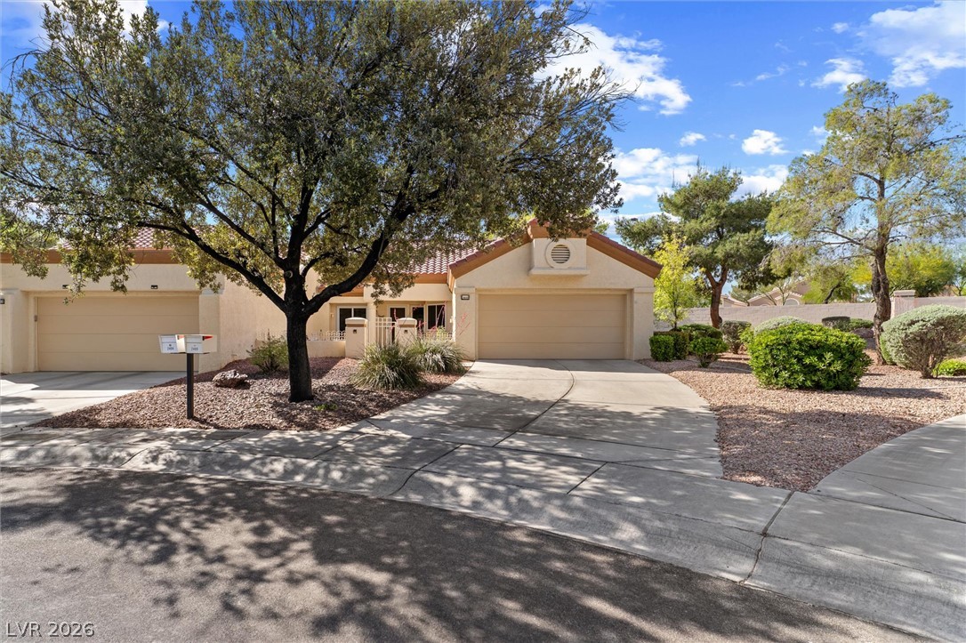 2400 Dove Valley Court Las Vegas NV 89134