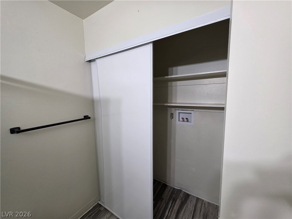 4232 Kona Coast Way Las Vegas NV 89121