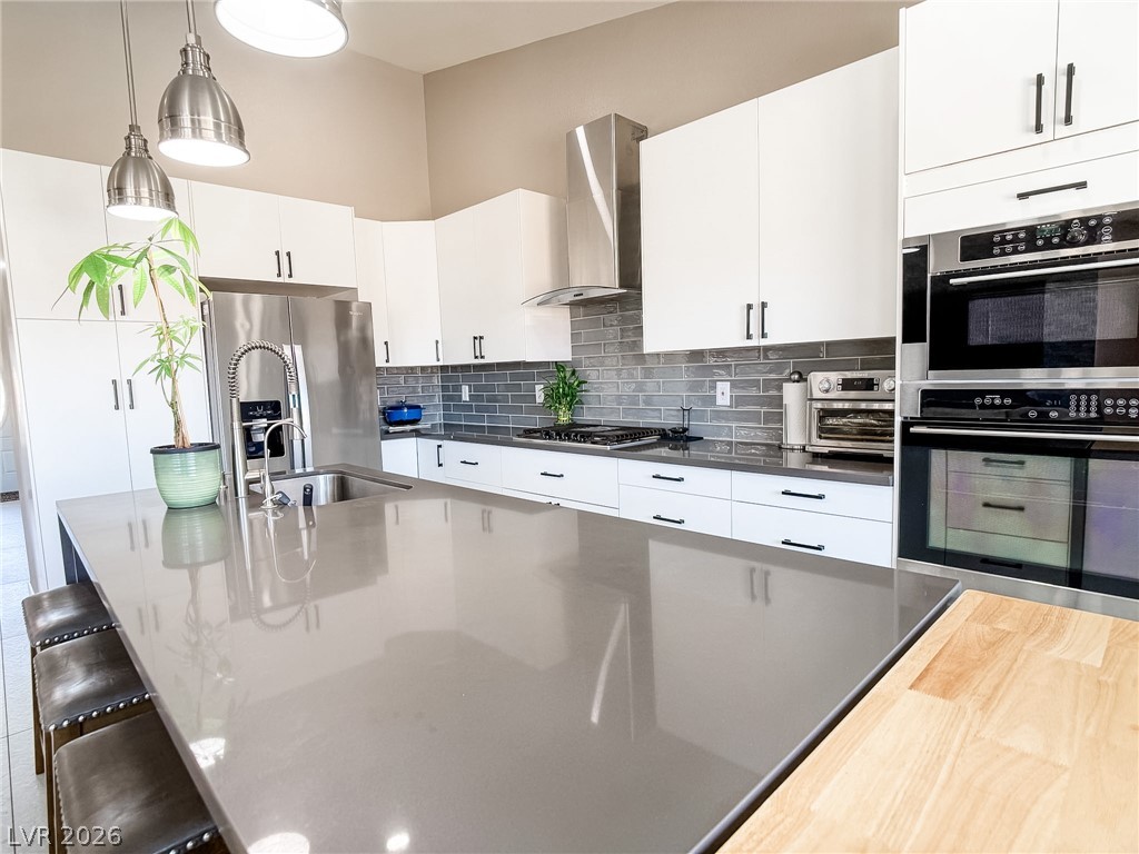 1100 Casady Hollow Avenue Henderson NV 89012