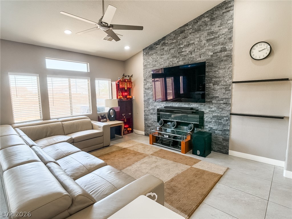 1100 Casady Hollow Avenue Henderson NV 89012