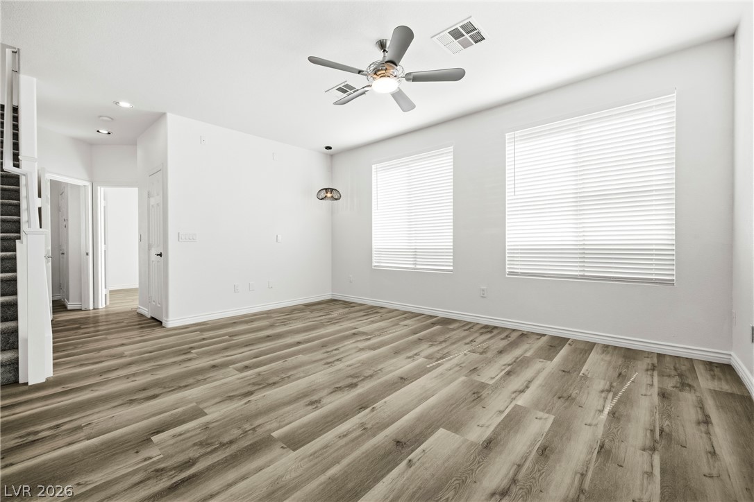 8352 Cambridge Grove Street Las Vegas NV 89139