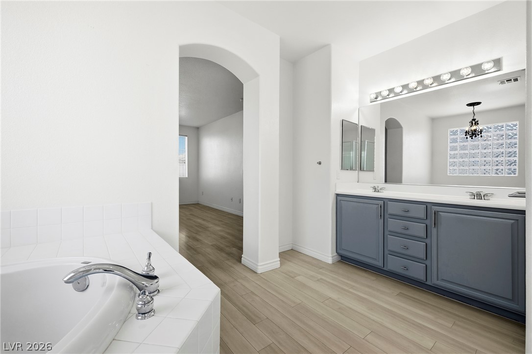 8352 Cambridge Grove Street Las Vegas NV 89139