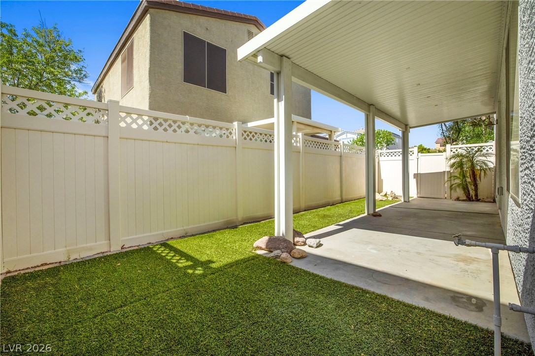 8352 Cambridge Grove Street Las Vegas NV 89139