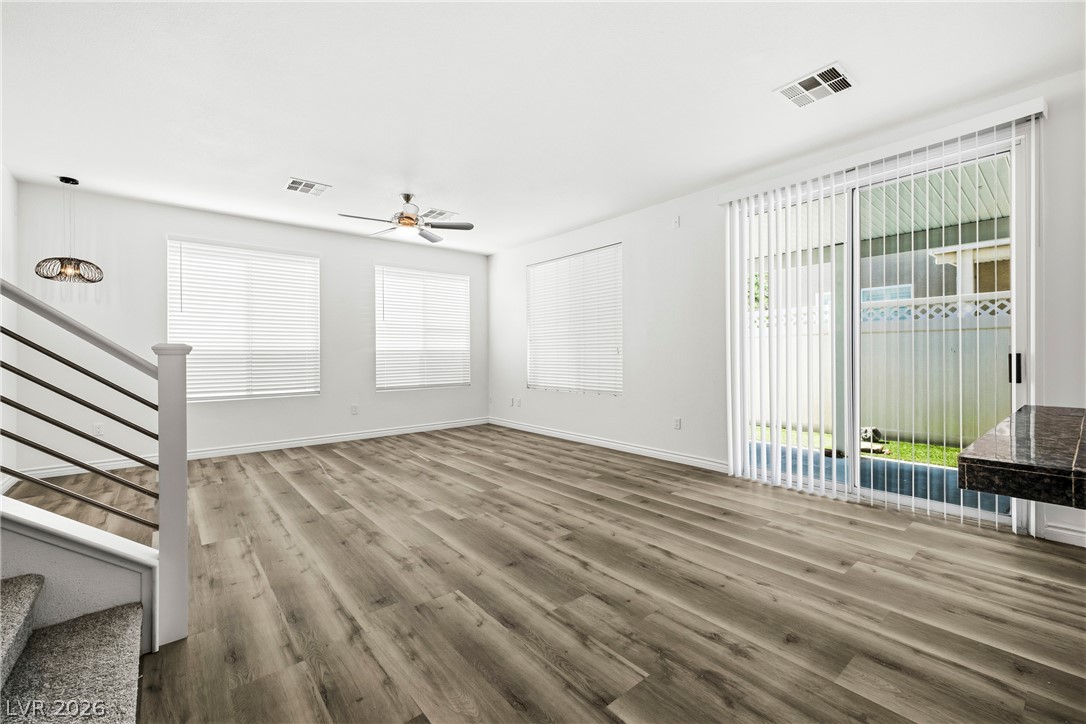 8352 Cambridge Grove Street Las Vegas NV 89139