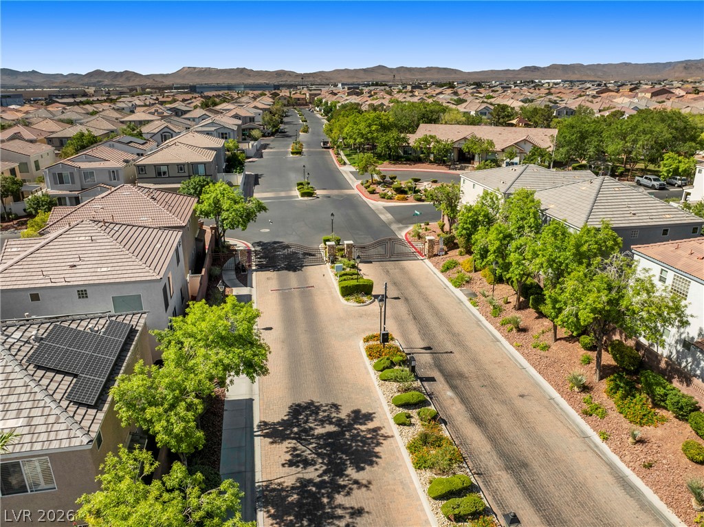 8352 Cambridge Grove Street Las Vegas NV 89139