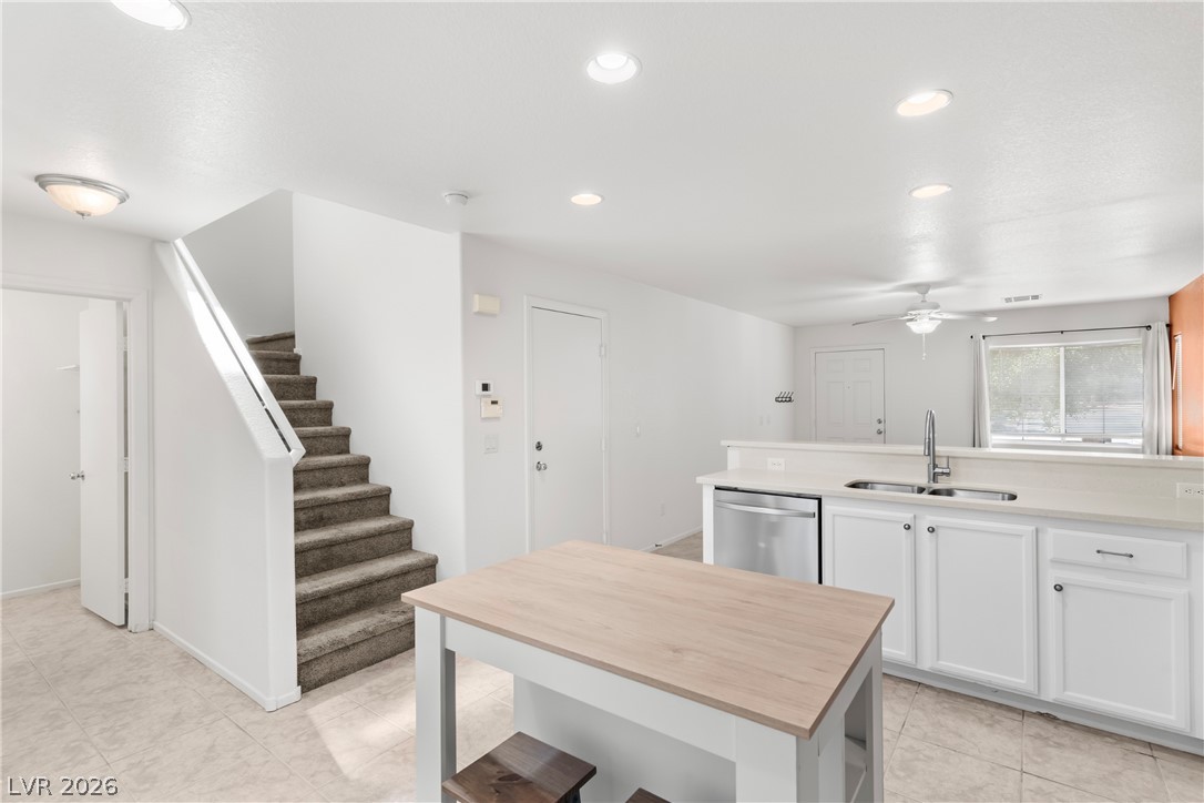 10380 Commanche Moon Avenue Las Vegas NV 89129