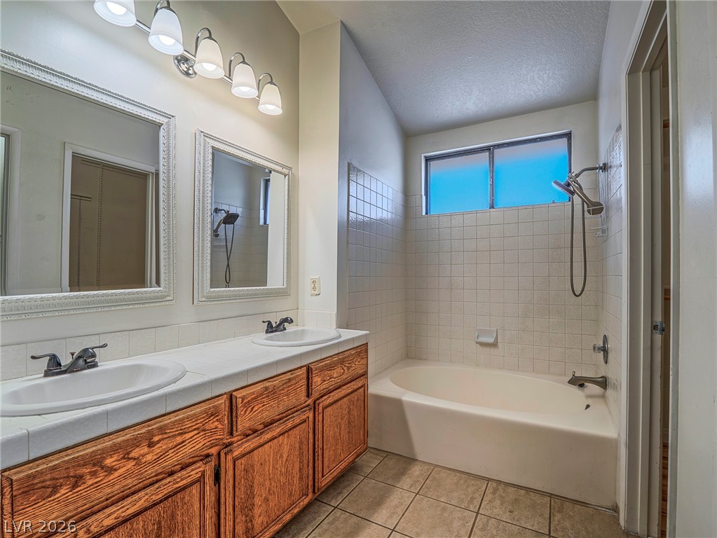 8047 Aspendale Drive Las Vegas NV 89123