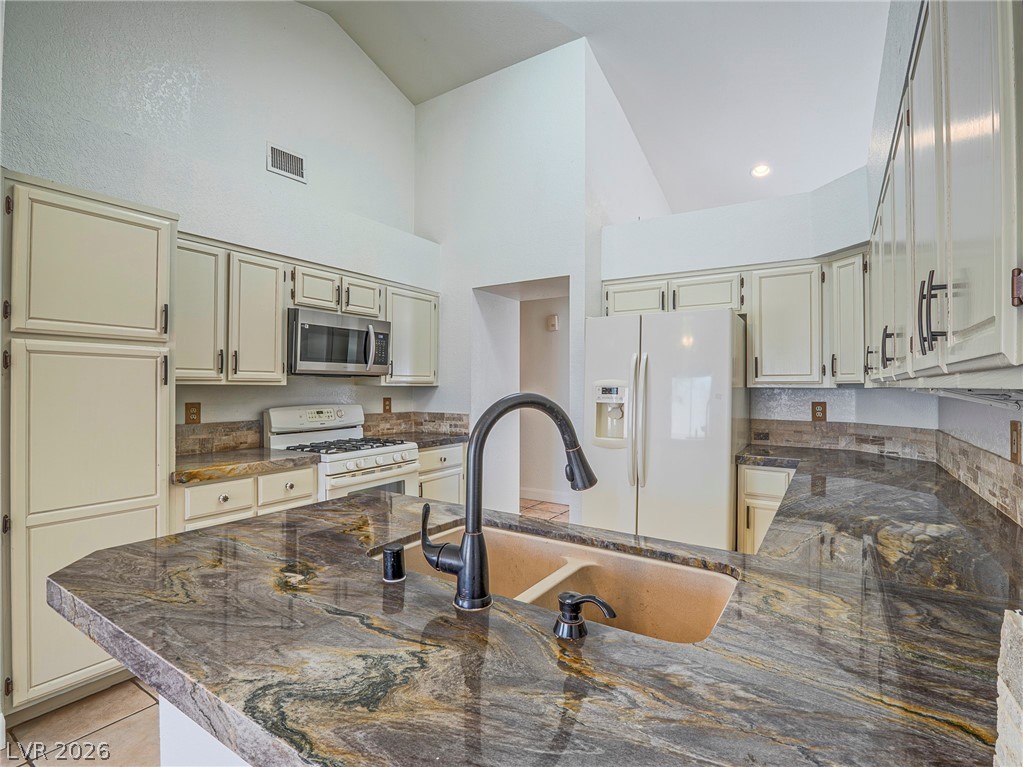 8047 Aspendale Drive Las Vegas NV 89123