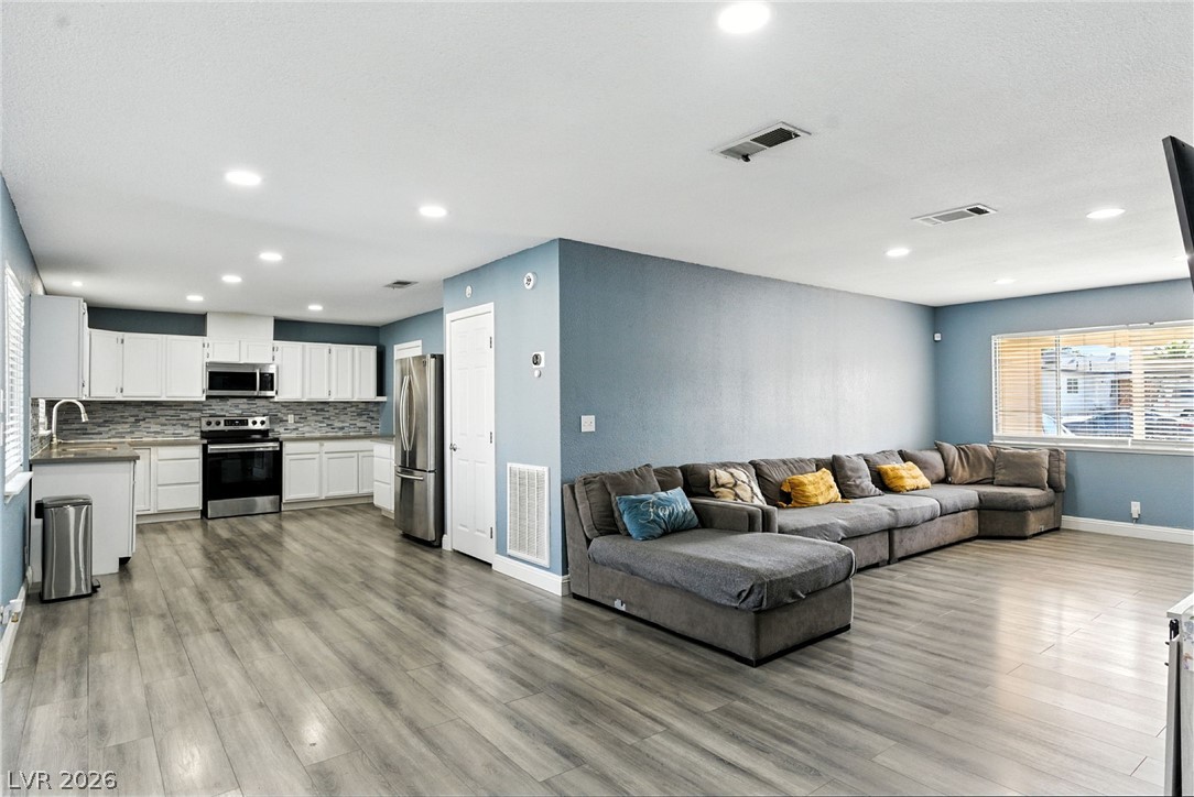 613 Biljac Street Las Vegas NV 89145