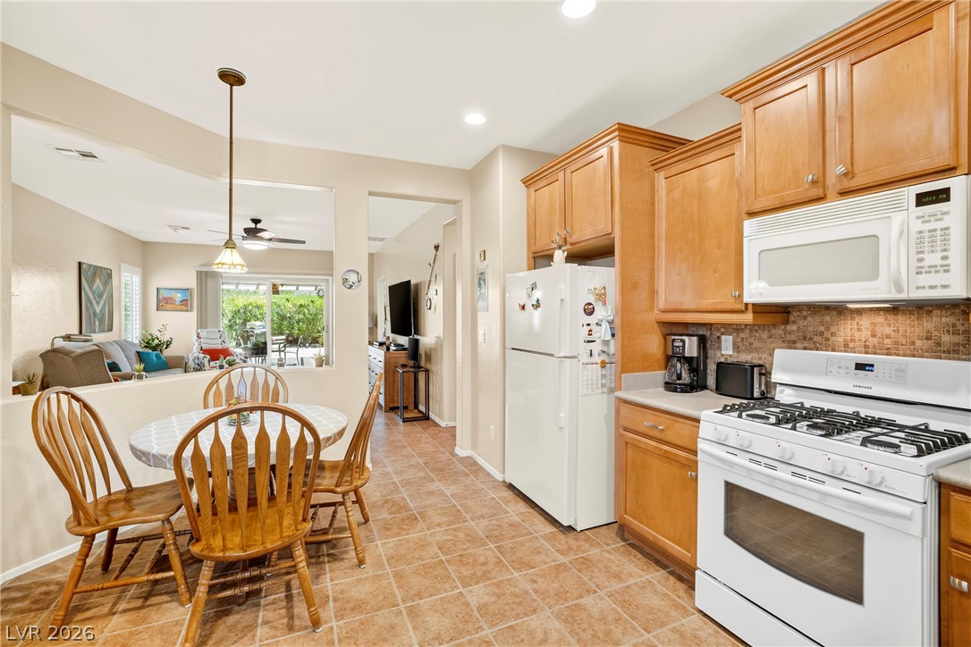 5952 Saddle Horse Avenue Las Vegas NV 89122