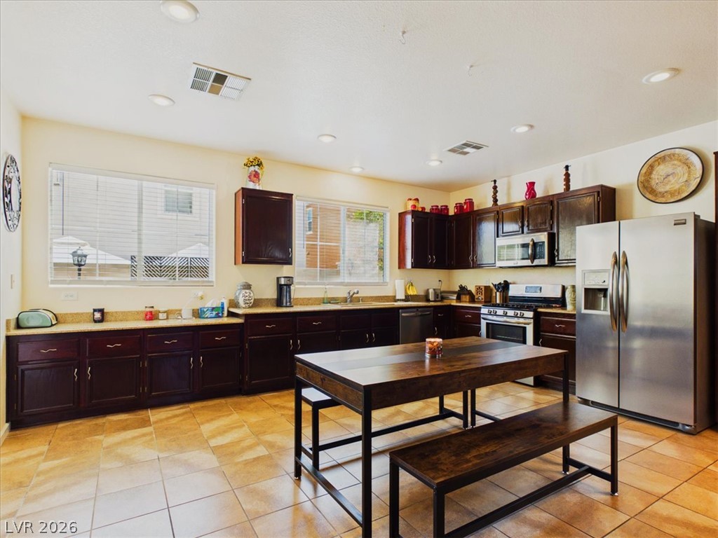 10918 Arapaho Basin Street Las Vegas NV 89179