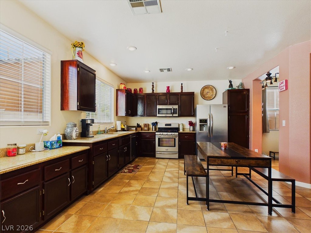 10918 Arapaho Basin Street Las Vegas NV 89179
