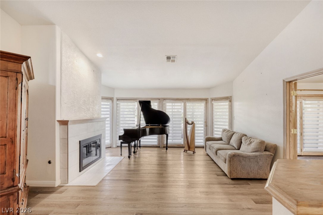 7363 Mission Hills Drive Las Vegas NV 89113