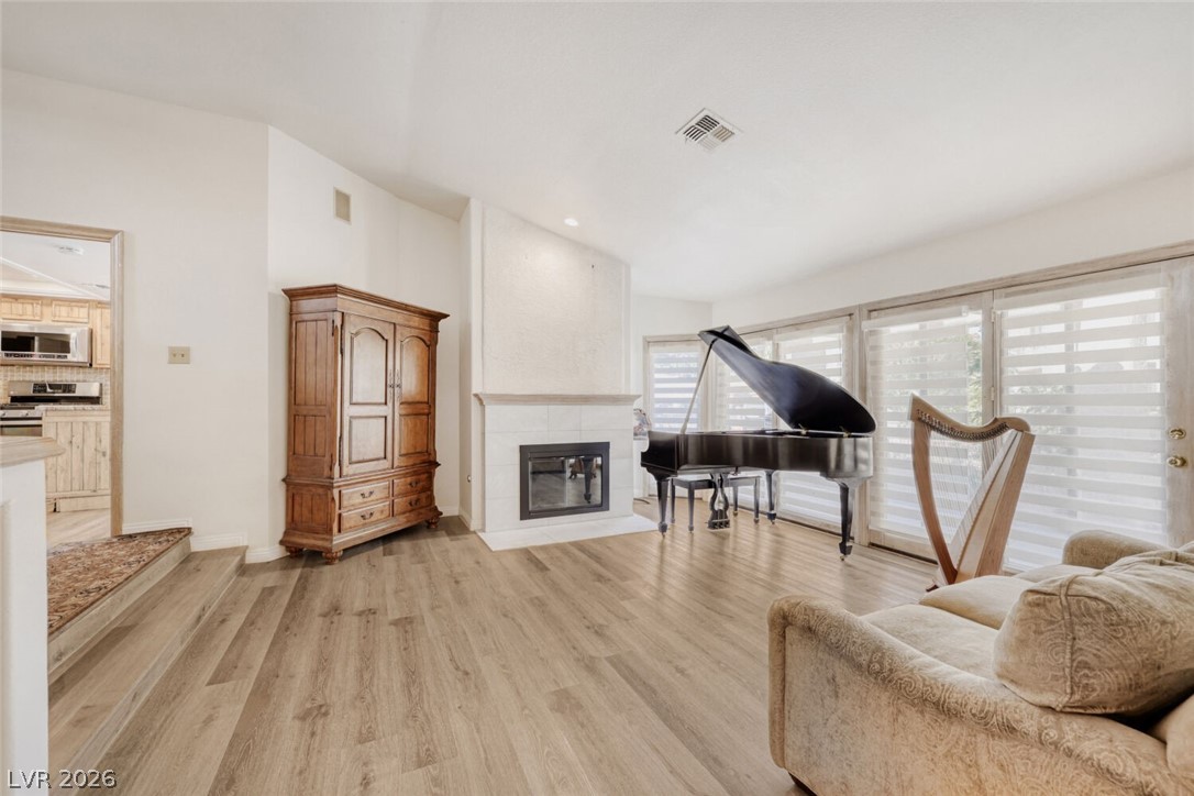 7363 Mission Hills Drive Las Vegas NV 89113
