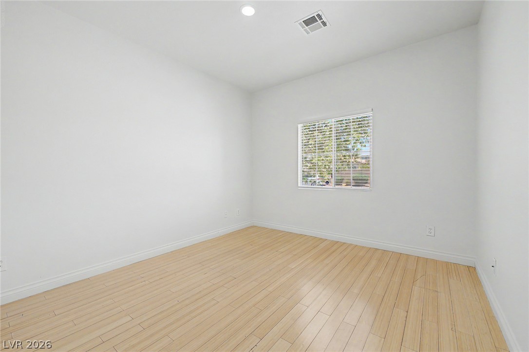 5511 Meedeldale Street North Las Vegas NV 89031