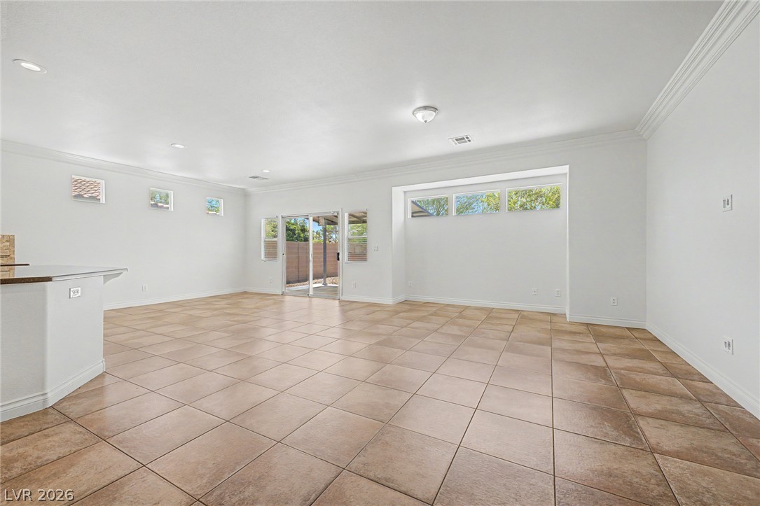 5511 Meedeldale Street North Las Vegas NV 89031