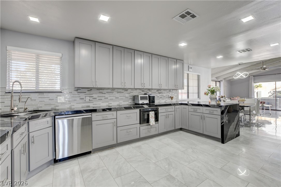 4915 Nevada Avenue Las Vegas NV 89104