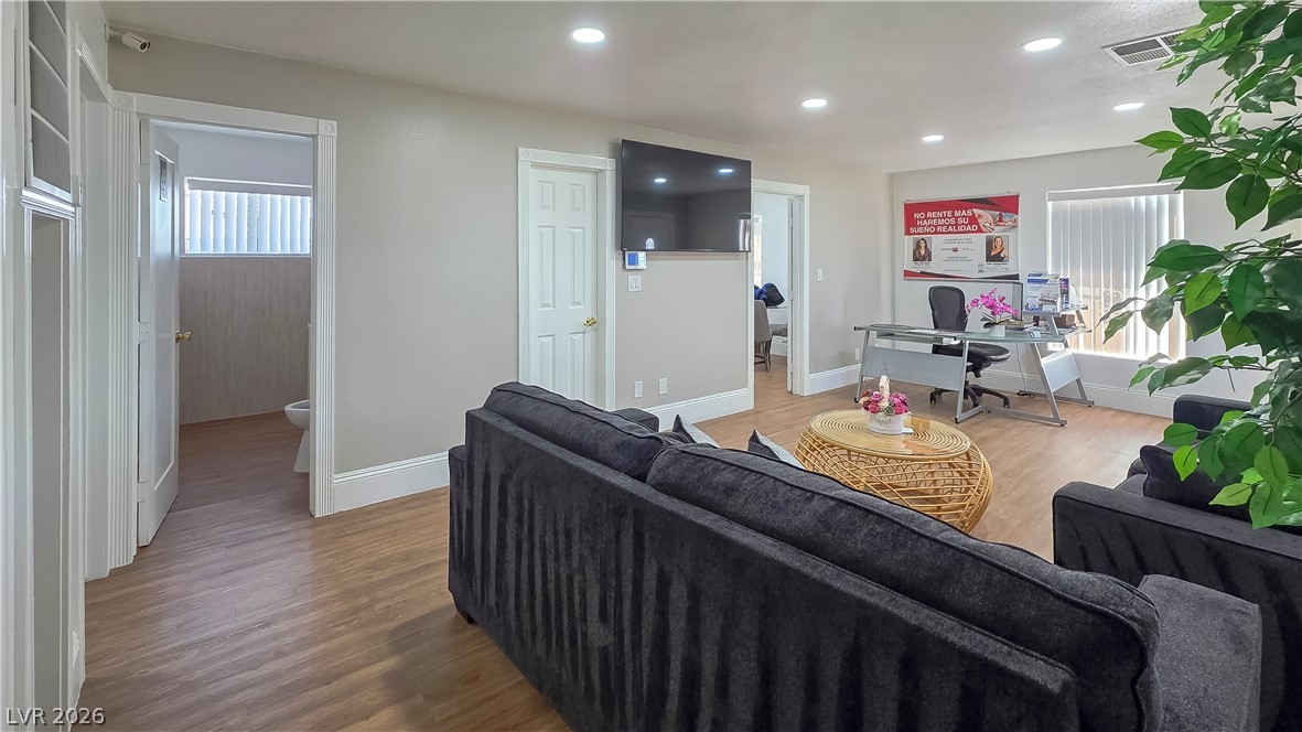 1325 South Eastern Avenue Las Vegas NV 89104