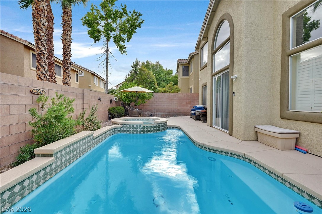 10721 Sapphire Vista Avenue Las Vegas NV 89144