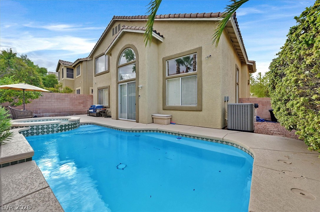 10721 Sapphire Vista Avenue Las Vegas NV 89144