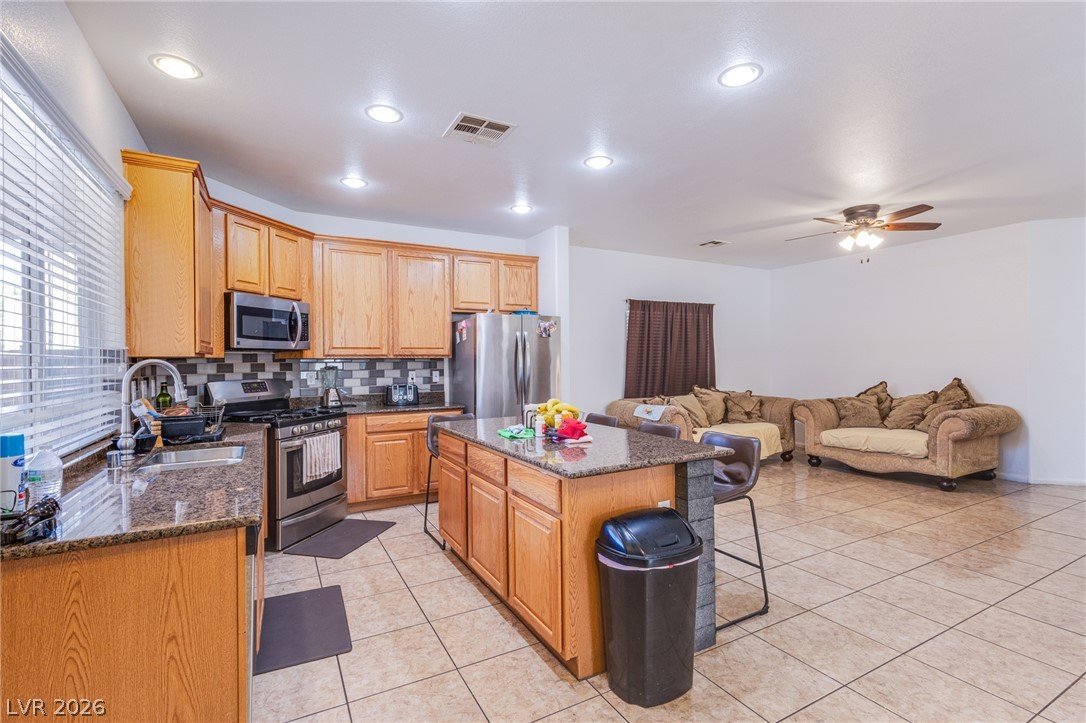 124 Sharp Edge Avenue North Las Vegas NV 89031